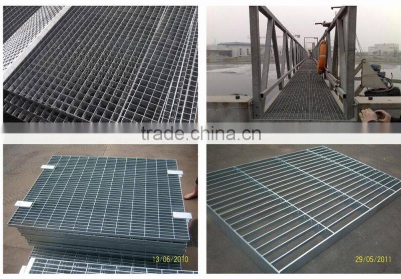 Heavy duty press locked grating