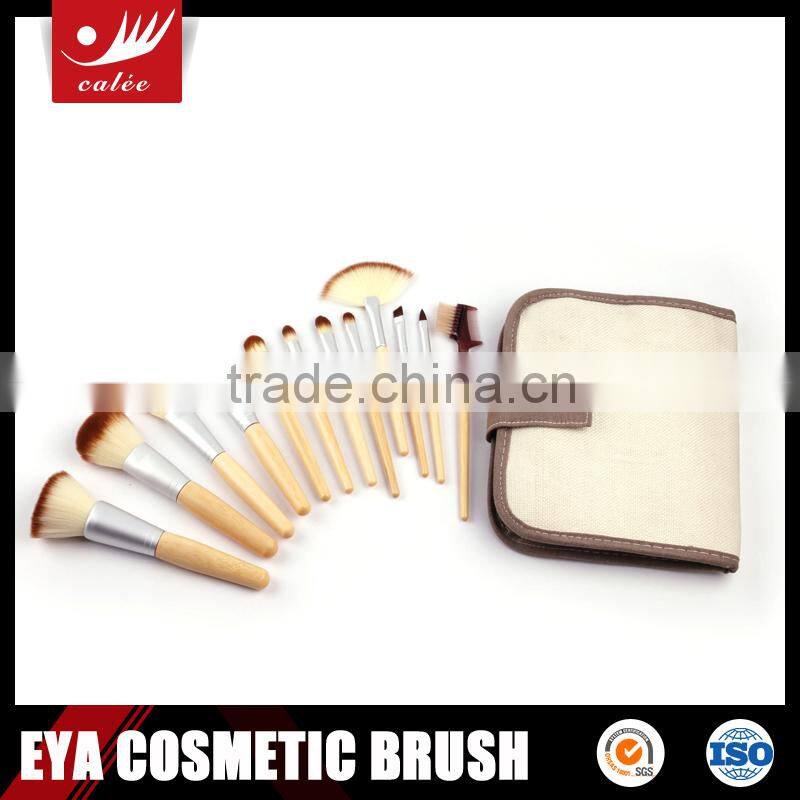 12pcs makeup kit ,made of Bamboo Handle, Synthetic hair