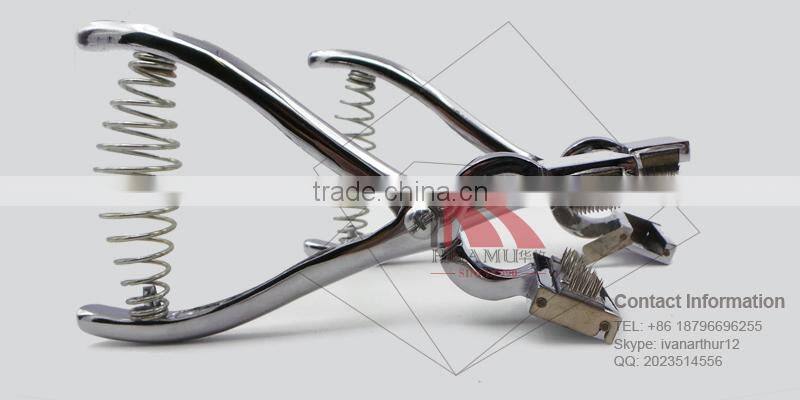 ear plier for rabbit in 140*75 mm