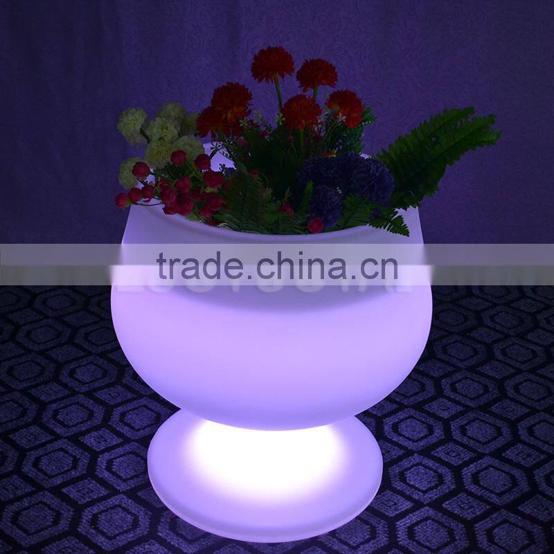 2015 New Cordless Waterproof Rechargeable RGBW Multi Color LED Light up bar ice bucket