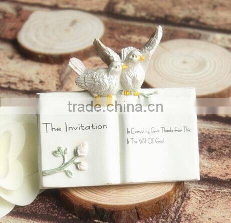 Pure white world resin bible figurine with couple dove