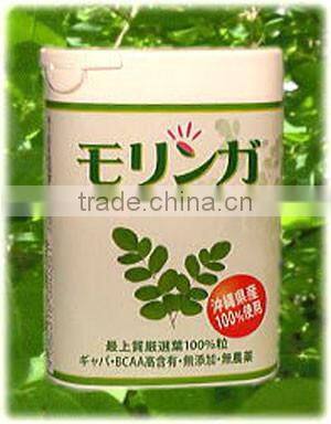 Compact MORINGA tablets with several minerals for nutritional supplement