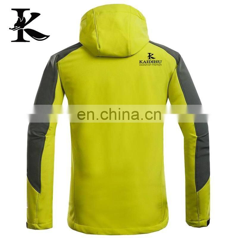 New Design Softshell Jacket Print Logo Empty Breathable Winter Jacket