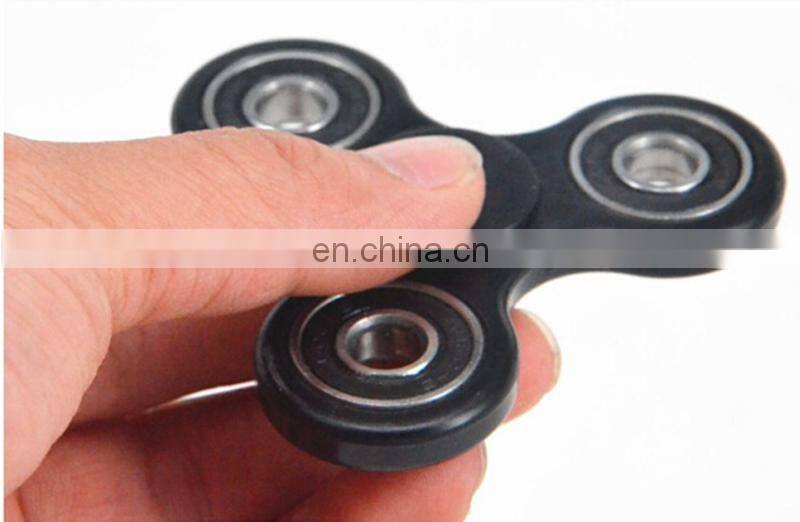 Wholesale 2017 Hot Selling plastic Finger Toy Fidget Spinner Hand Spinner