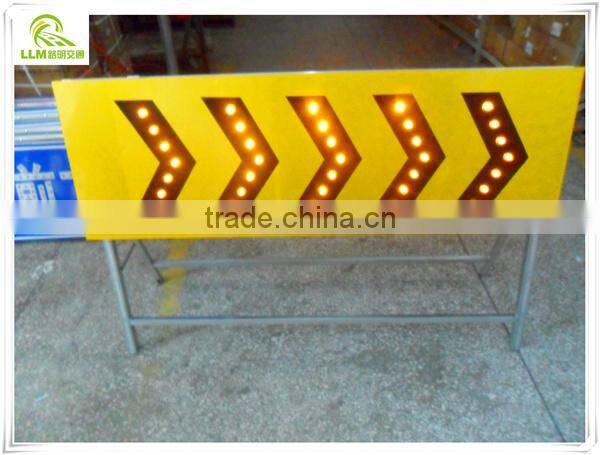 Customized 1200mm waterproof aluminum solar LED road traffic signs