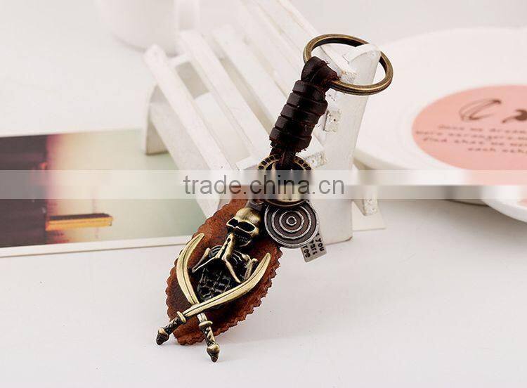 Fashion Cool Rock Leather Key Chain Keychains Big O-ring Metal Leaf Genuine Leather Keychains