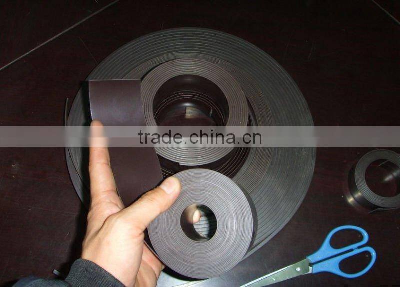 magnetic strips plain extruded,flexible magnet,magnetic strip with adhesive,12.7mm width,1.5thickness ,anisotropic ,isotropic,
