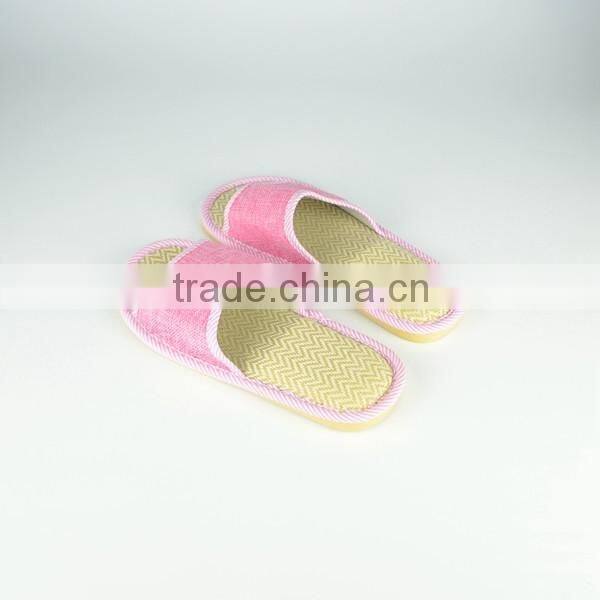 2016 warm comfortable indoor slippers