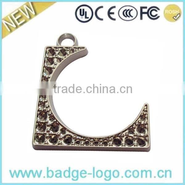 Fashion Custom Embossing Metal Pendant