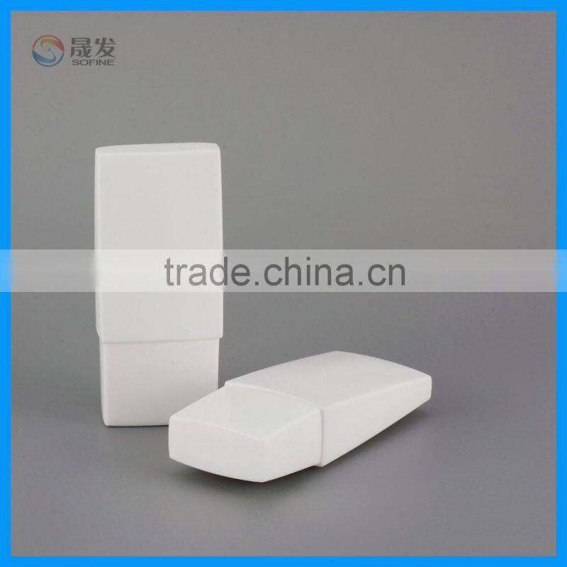 Empty cosmetic lotion pump bottle