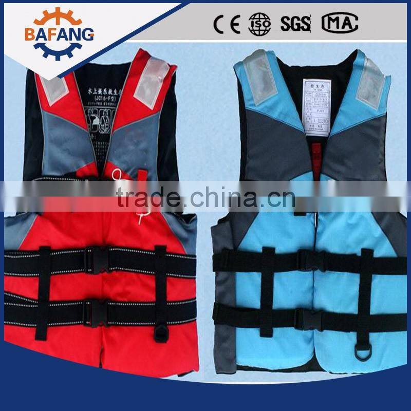Portable customized life jacket for sea