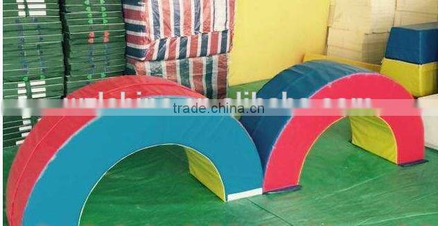 2017 hot sale high quality non toxic safe soft play equipment kids indoor