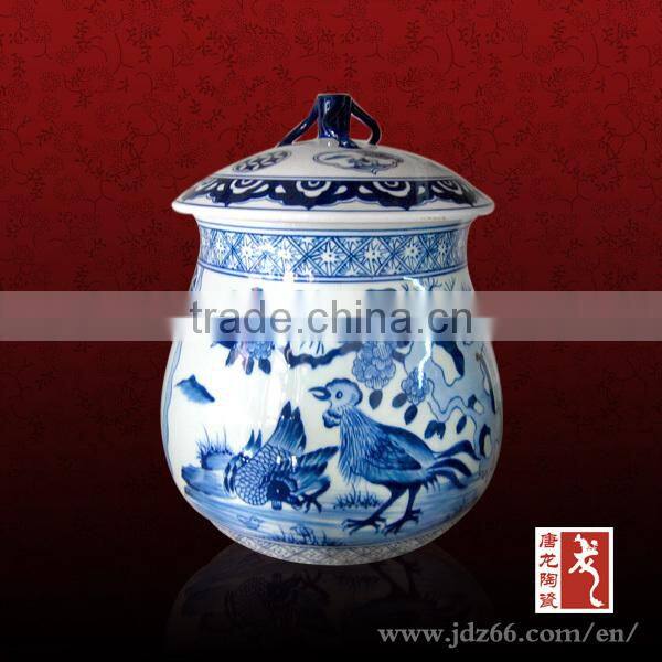 Art deign excellent quality bule and white porcelain antique chinese jars for daily life use