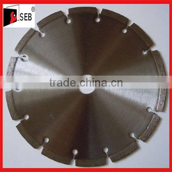 hot pressed segmented diamond circular saw blade for asphalt cutting