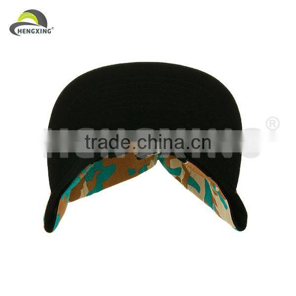 Plain 5 Panels Cap With Pantone Color