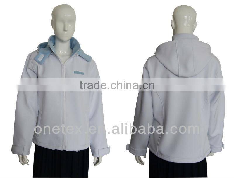 Ladies' latest style softshell jacket