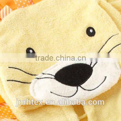 Hotsale cotton terry animal baby bathrobe,custom yellow bathrobe wholesale in china
