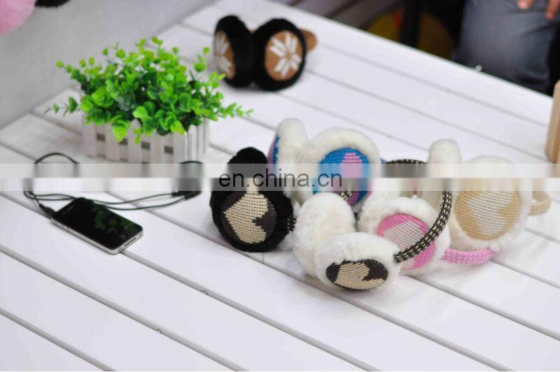 flower pattern knitting ear muff