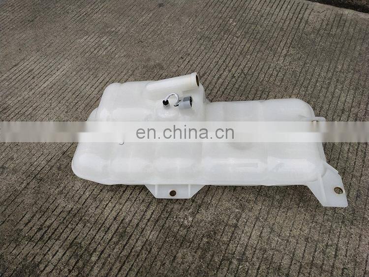 Coolant Expansion Tank Oem 1674918 for VL FH/FM/FMX/NH Truck Radiator Water Tank