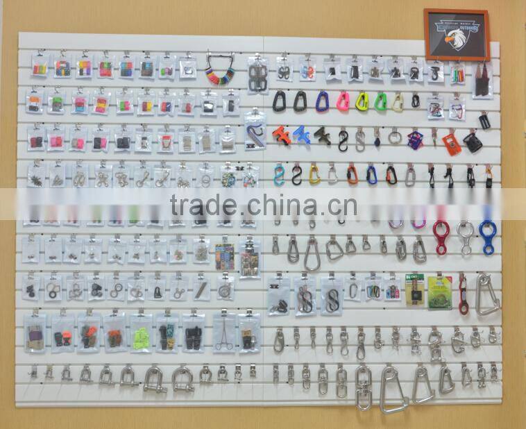 Red custom plasticbelt buckle with logo for paracor bracelethot sale