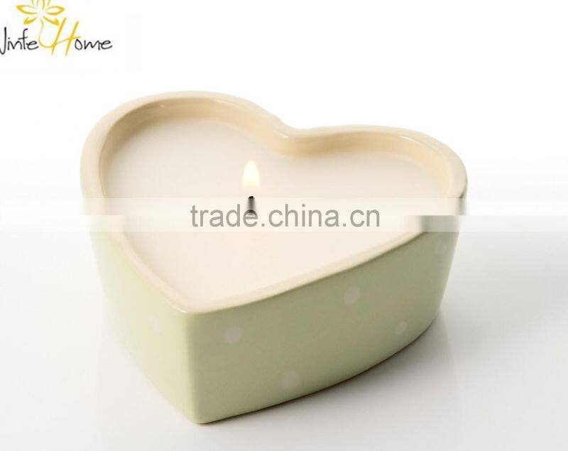scented candle in ceramic jar/ Heart shape scented candle/ heart shape candle/ soy wax