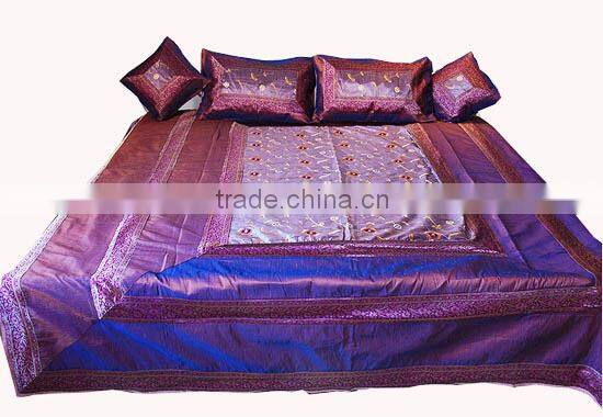 Designer Silk Bedsheet Set For Occasions Use