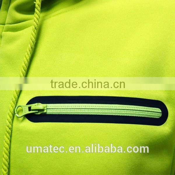 Breathable membrane windbreaker men's Softshell Jacket with hood