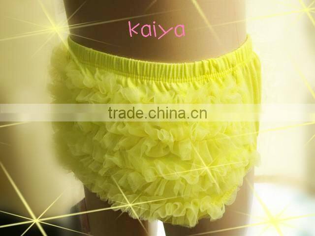 Latest Design Newborn Underwear Baby Comfortable Ruffle Bloomer