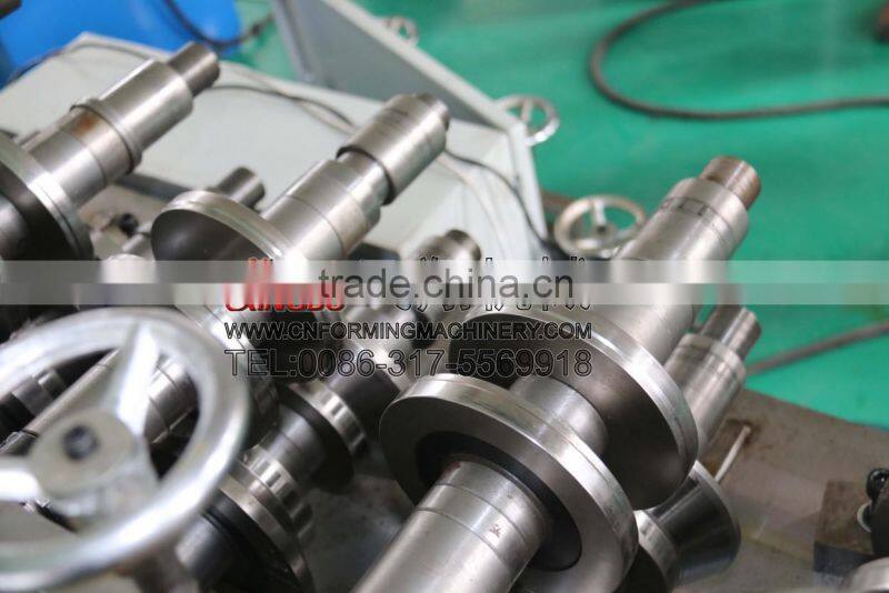 Aluminium profile production machine