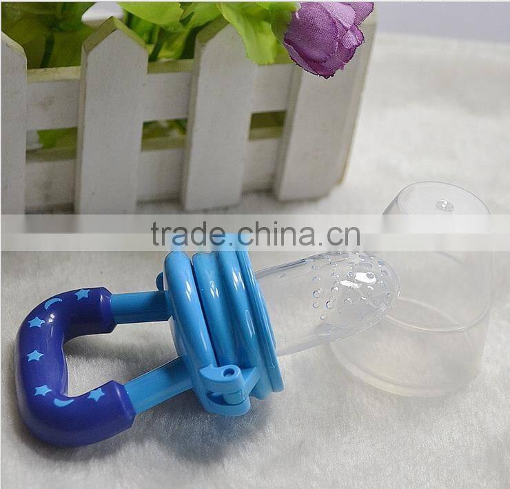 New Product Eating Utensils Food grade Baby Pacifier Liquid Fruit Vegetables Feeder
