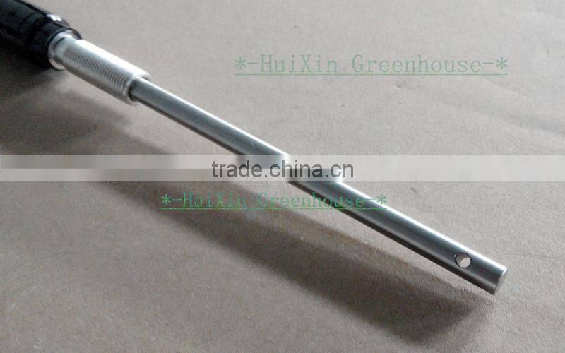 Adjustable by temperature greenhouse hydraulic window opener