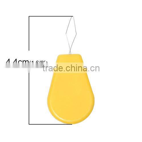 High Quality Yellow Teardrop Shaped Steel Bow Wire Home Uses Portable Needle Threader