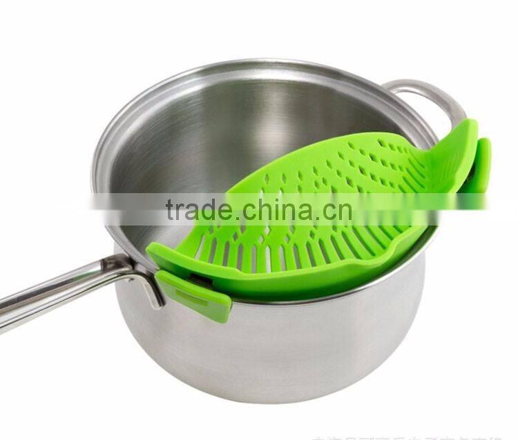 Hot Sale Clip-on Silicone Strainer,Universal Size Fits Most Pans