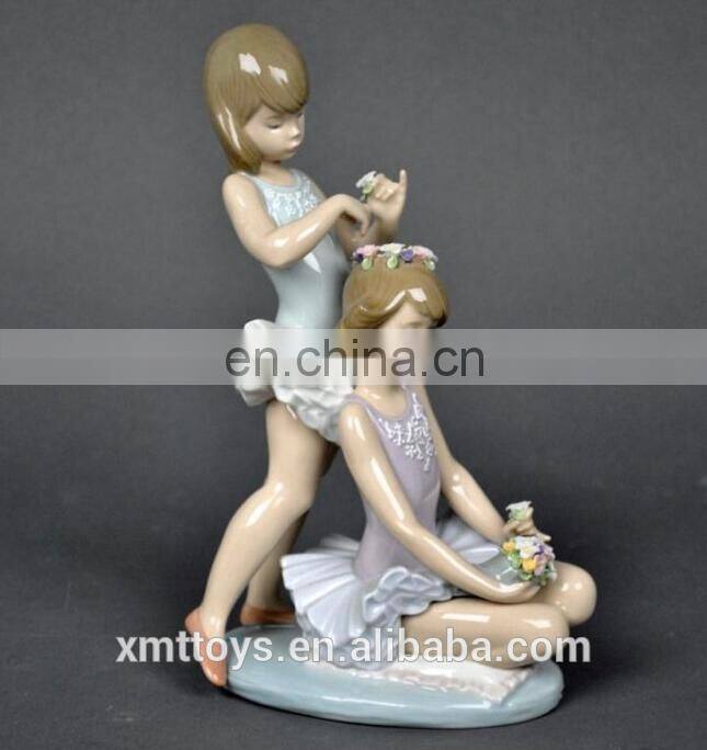 resin cheap indian wedding return gift snow globe