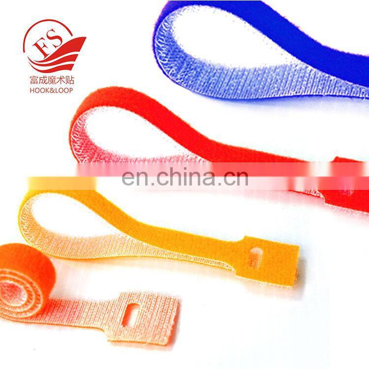 Reusable self-locking cable tie ,back to back hook loop cable tie machine