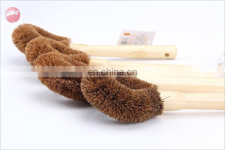Factory direct sale coconut pot brush with long handle durable coconut brush