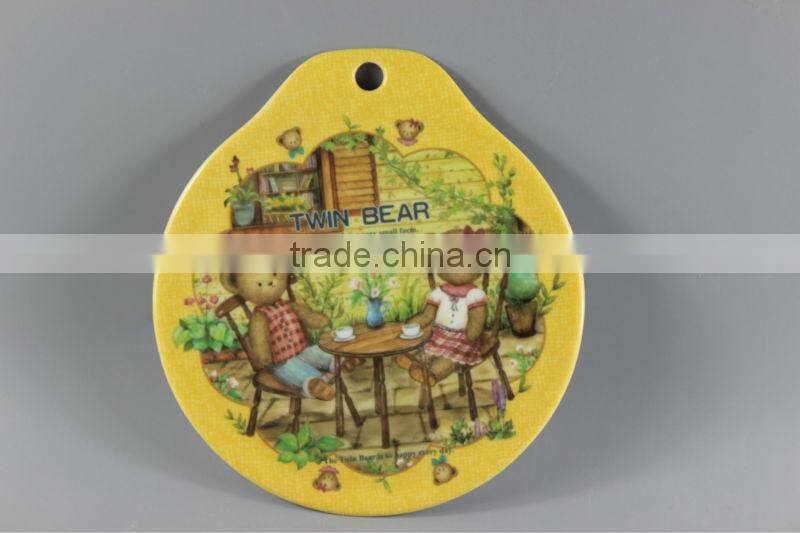 2014 new design melamine table mat with one handle