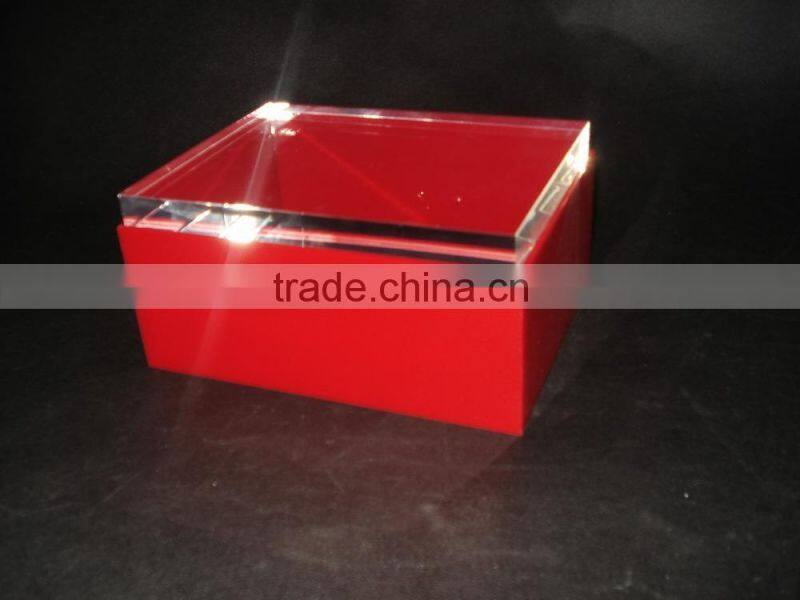 2016 custom Luxury acrylic box with lid