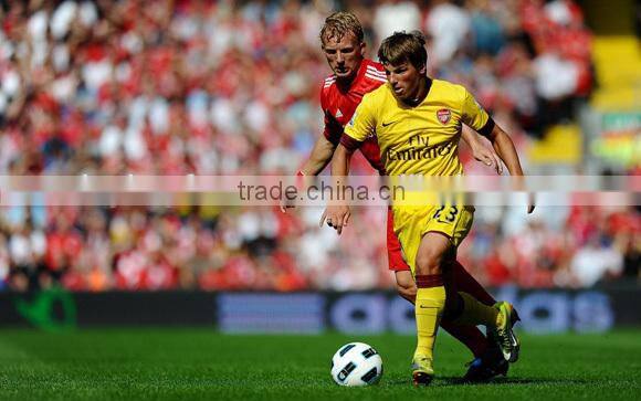 2015 Field Cleats Spikes Football Shoes Football Spikes Mens Shoes Spikes Soccer FG Football Shoes Sports Training Sneakers