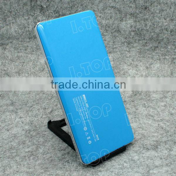 2015 Latest mobile portable power bank charger 5500mah power case