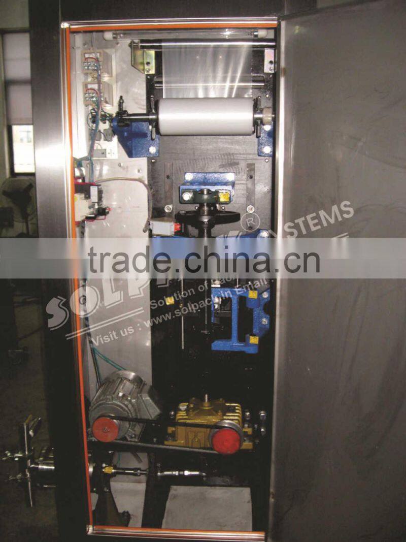 Fully automatic bag filling machine for liquid