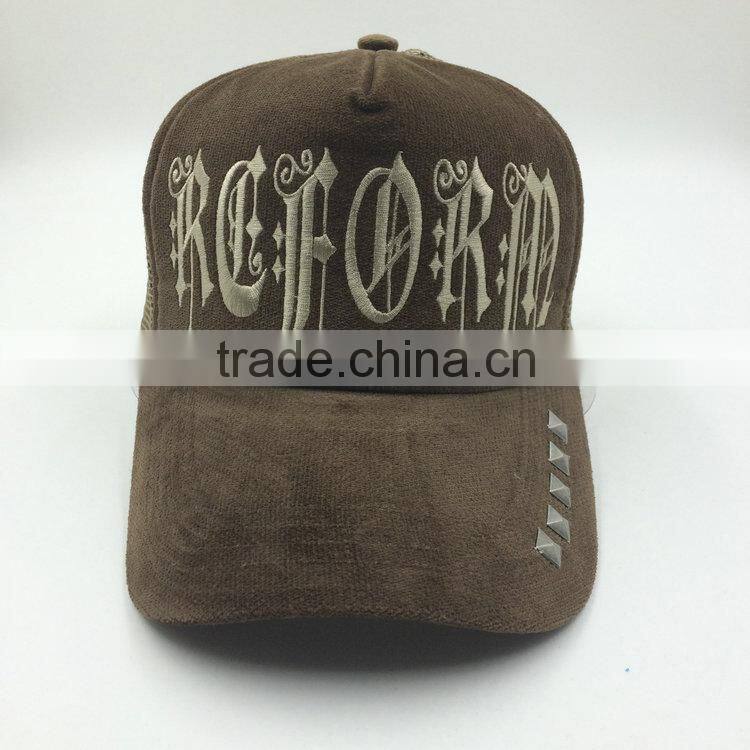 Fashion mesh trucker cap with brass studs