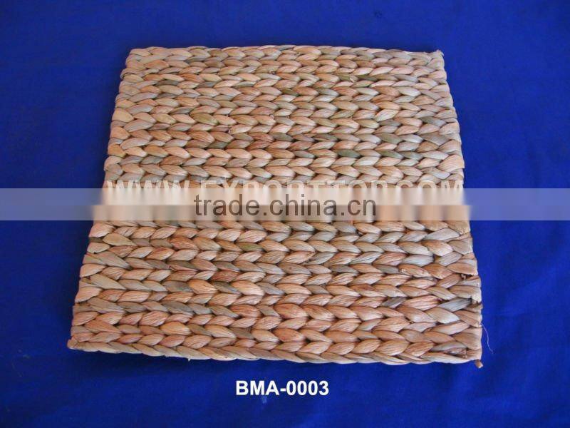 Low price handmade water hyacinth mat