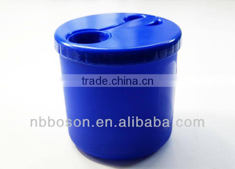 1.3L cylindrical plastic storage with spoon