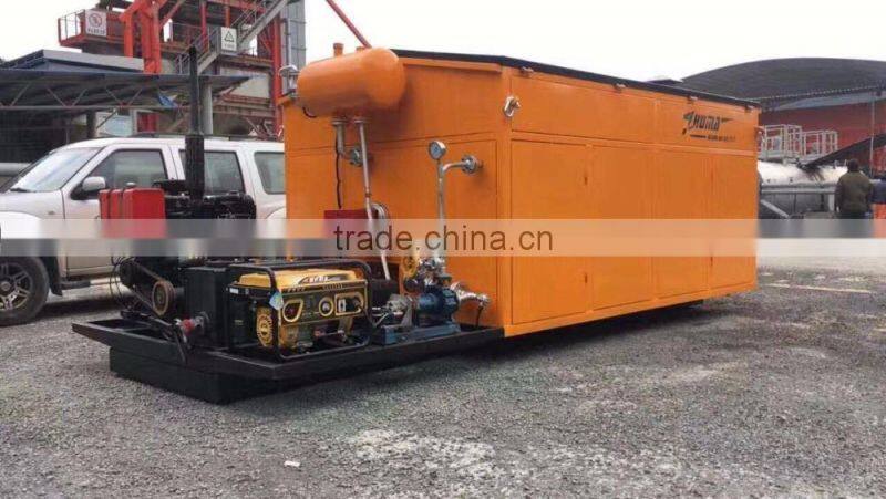 Road insulation maintenance vehicle