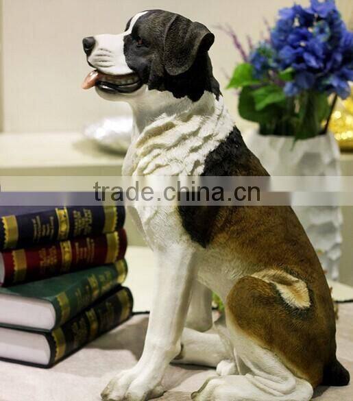 La simulation de Saint - Bernard antique resin statue chien