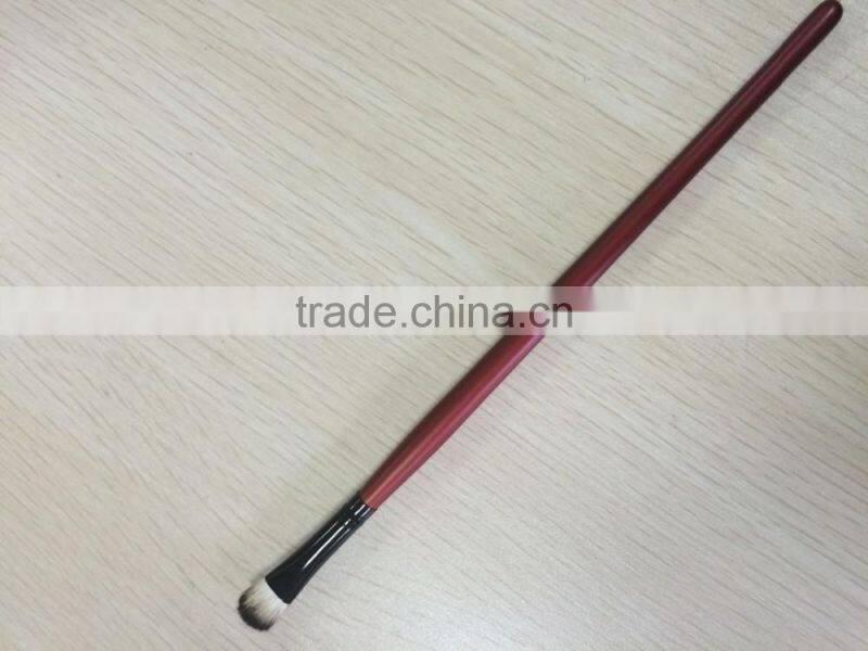 High quality hot selling professional shadow brush with wooden handle