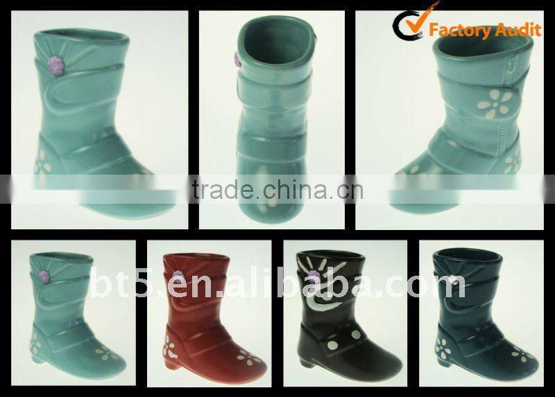 9" Shoe shape ceramic vase