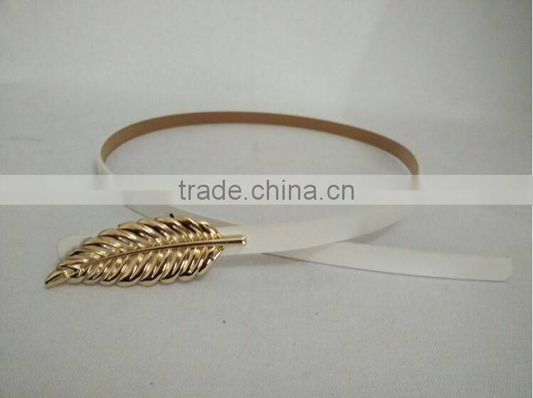 Wholesale leaf pattern alloy buckle sex women lady thin PU waist belt