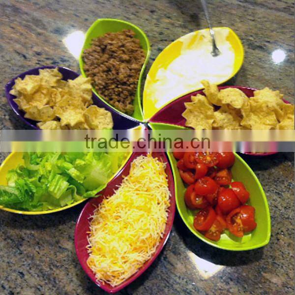 Custom Luna Medium Colander and Dew Bowl,1.5-quart White & Red plastic bowl manufacturer in china